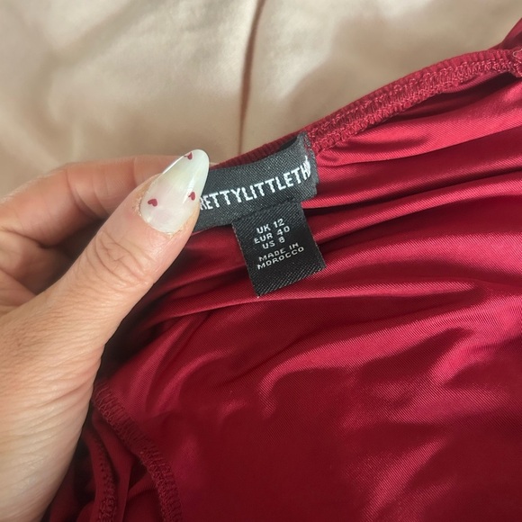 NWOT PrettyLittleThing dress - Picture 4 of 4